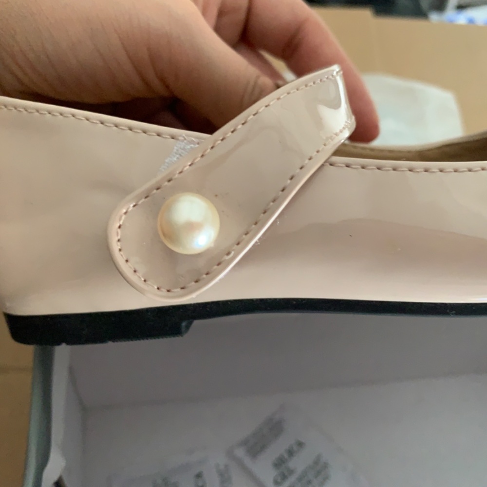 Flats - Picture 5 of 6